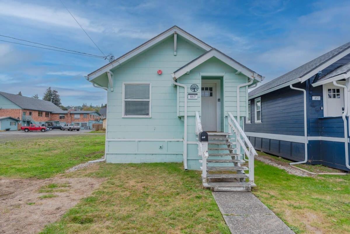 #Stayinmydistrict Coos Bay Cypress Cottage المظهر الخارجي الصورة